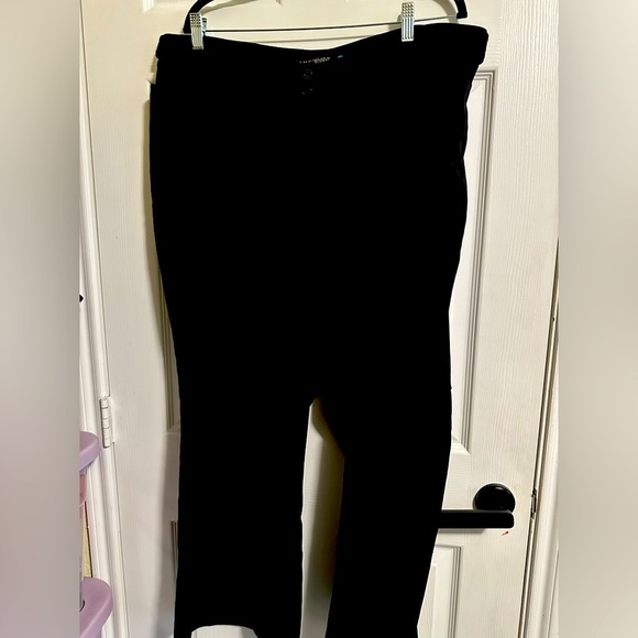 Lane Bryant Pants - EUC LANE BRYANT Black Slacks- The Right Fit Size 4 (20) (Blue Circle) Curvy Adj